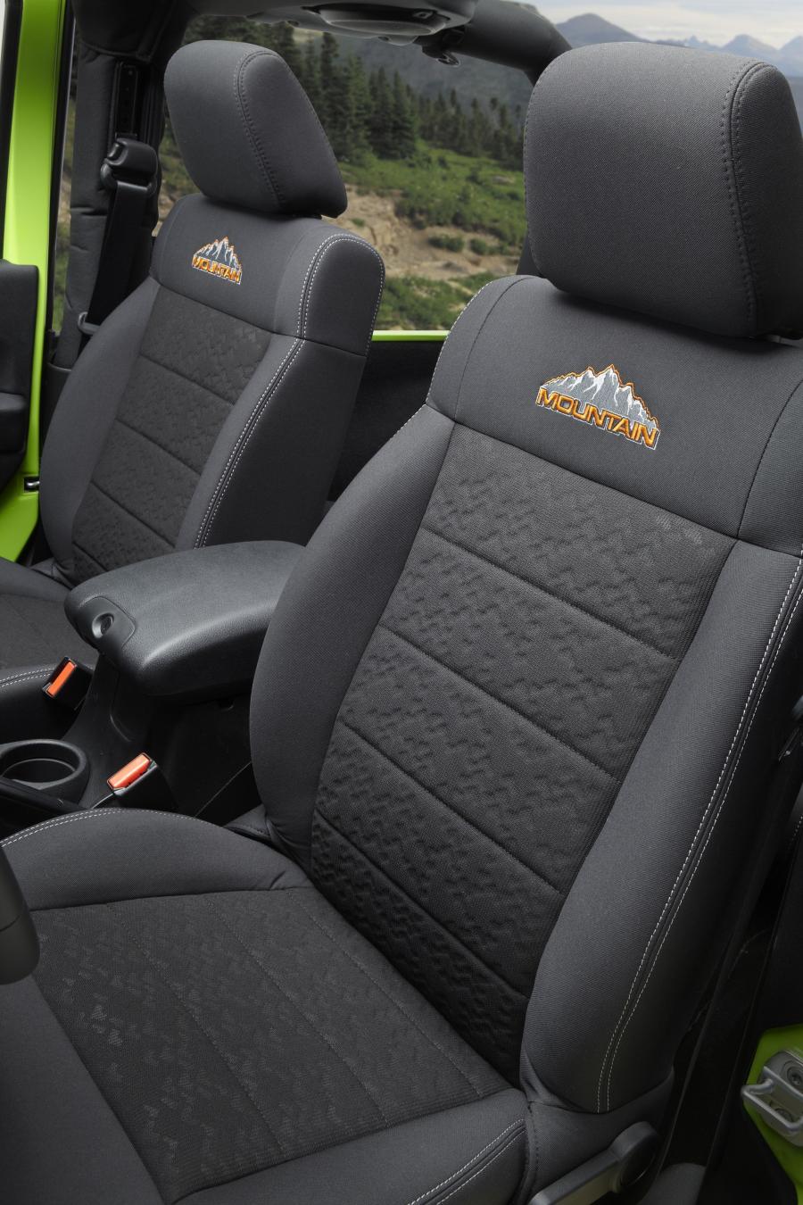  Jeep Wrangler Mountain 2012 года  (фото 6 из 11)